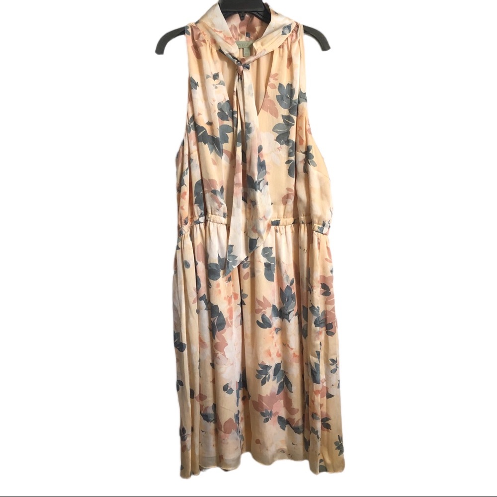 Ryegrass Floral Sleeveless Dress